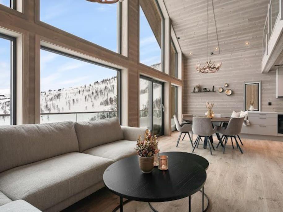 Flygende Utsiktshytte Med Magisk Utsikt Sogndal Exterior foto